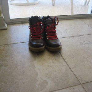 women's hiking boots